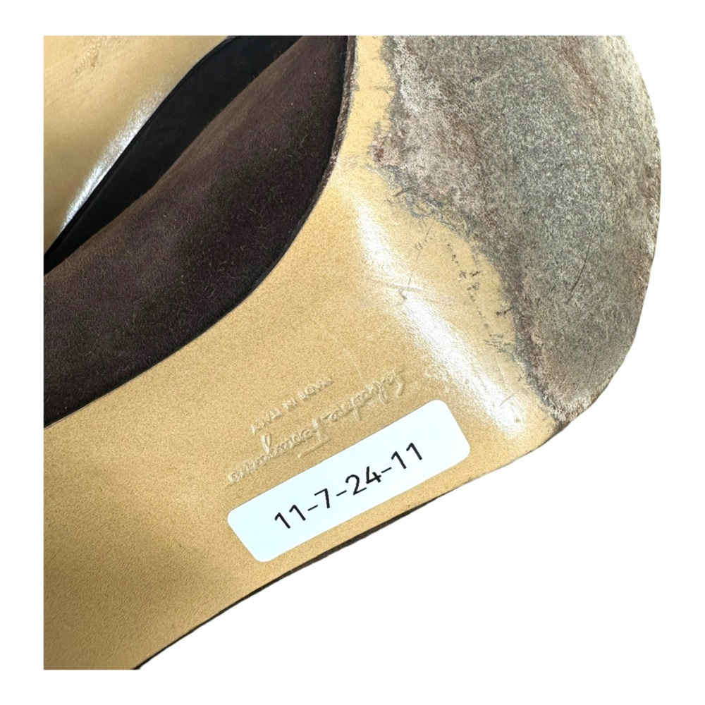 Salvatore Ferragamo Women’s 9 B Brown Suede Pumps VTG Vintage Tortoise Heel - Picture 13 of 13